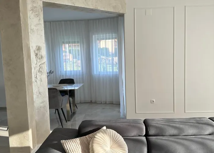 Apartment Forest